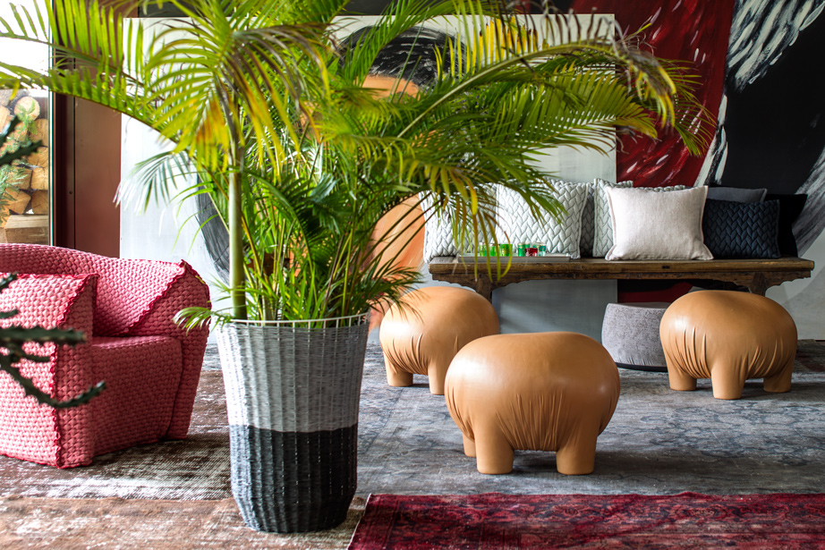 products ANOMALY POUF MILANO. 1 products ANOMALY POUF MILANO. 1