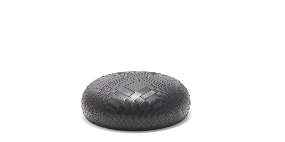 products DEW POUF MOROSO 1 products DEW POUF MOROSO 1