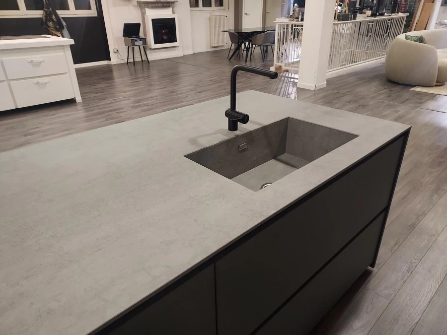 cucina-con-isola-miton-cucine-menta-396578-l